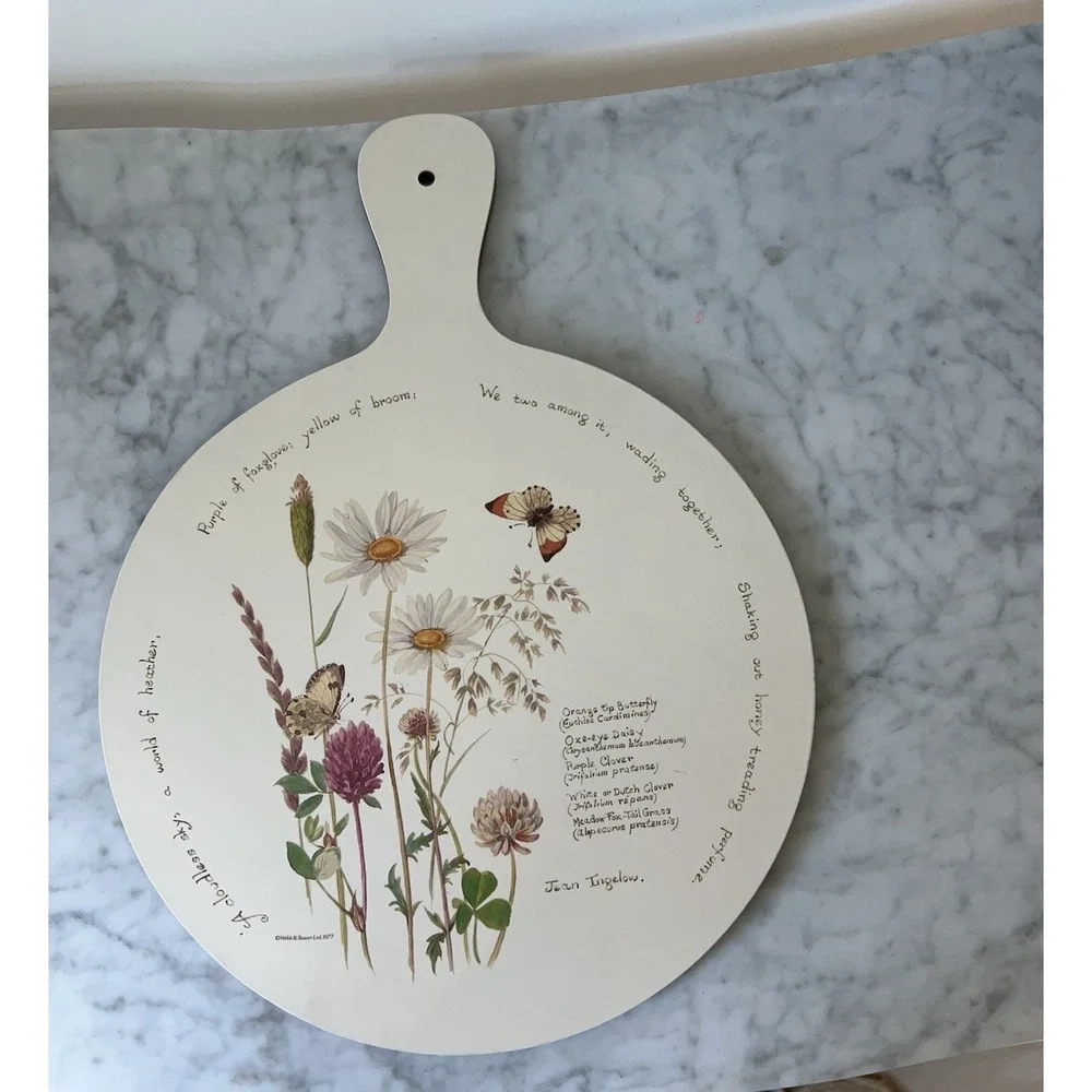 Webb & Bower Floral Round Wood Cutting Board With Handle, 12-Inch, Vintage